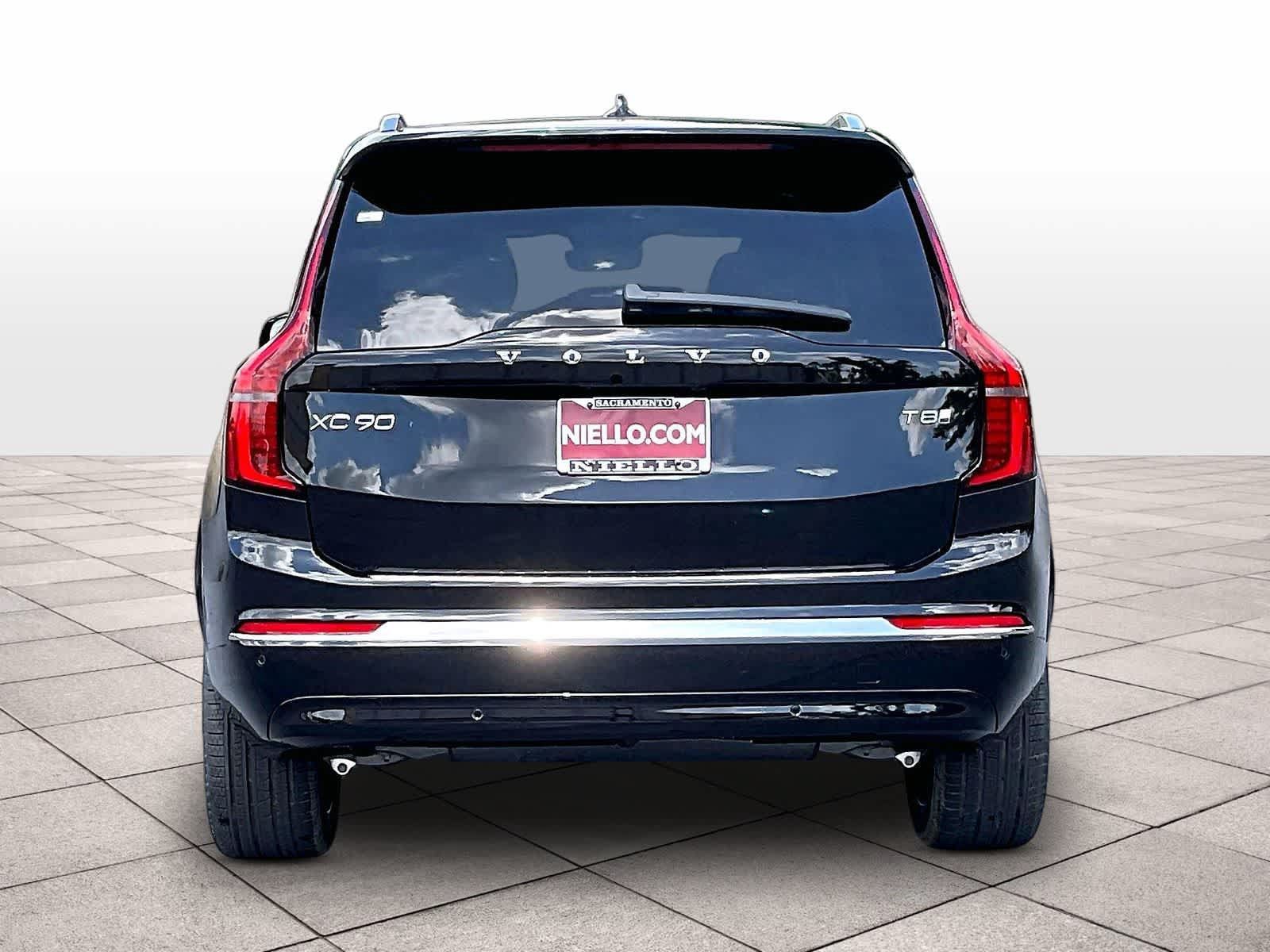 New 2026 Volvo XC90 T8 Plus w/ Protection Package Premier AWD/4WD image 6