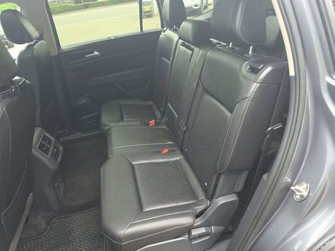 Used 2018 Volkswagen Atlas SEL FWD image 35