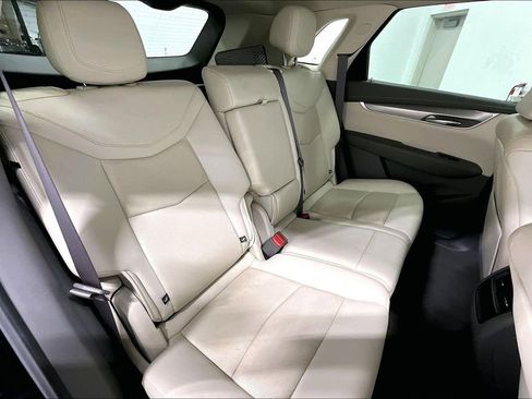 Used 2021 Cadillac XT5 Premium Luxury image 26