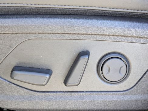 Certified 2024 Kia Sorento S image 23