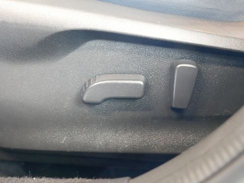 Used 2023 Subaru Crosstrek Hybrid w/ Moonroof Package w/Navigation image 20