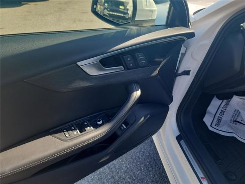 Used 2022 Audi A4 2.0T Premium Plus image 12