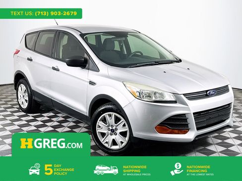 Used 2015 Ford Escape S image 1