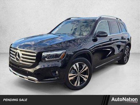 Certified 2025 Mercedes-Benz GLB 250 GLB 250 image 1