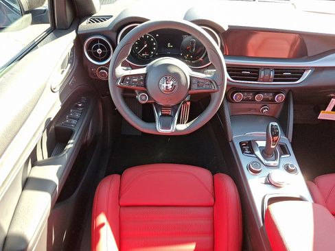 New 2025 Alfa Romeo Stelvio Sprint w/ Veloce Package image 8