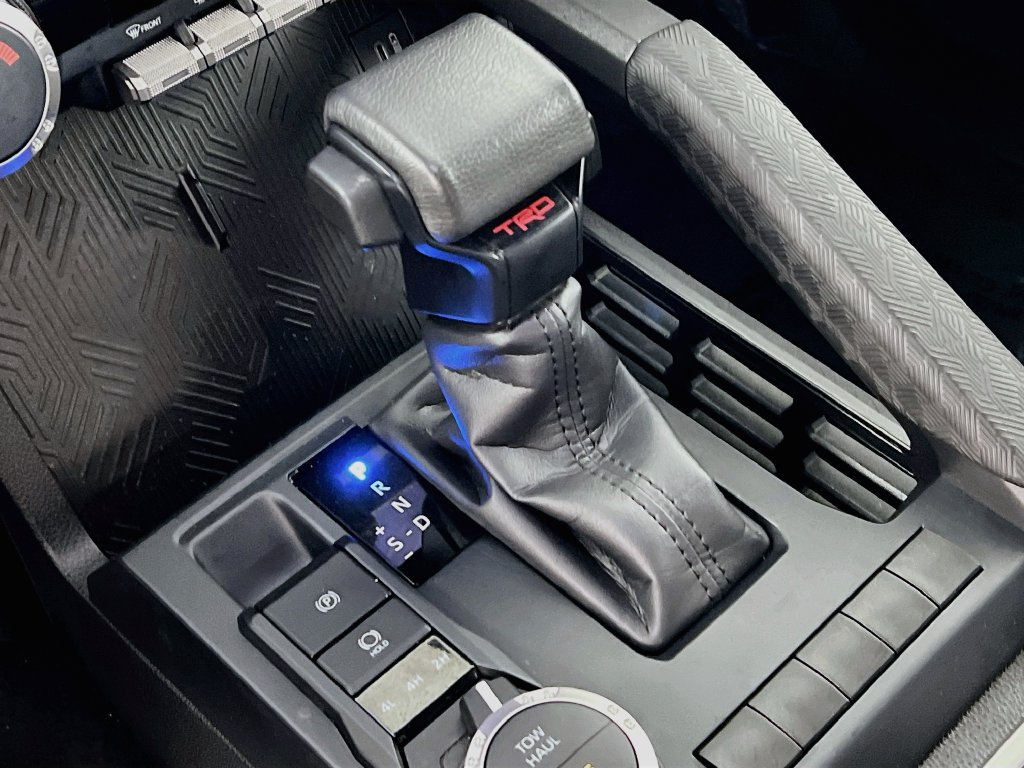 Certified 2025 Toyota Tacoma TRD Sport AWD/4WD image 14