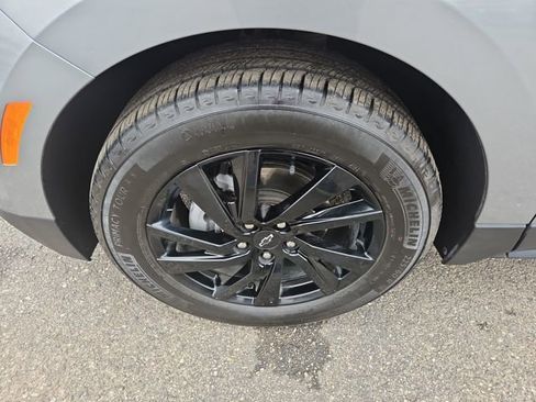 Used 2024 Chevrolet Equinox LS w/ LS Convenience Package image 20