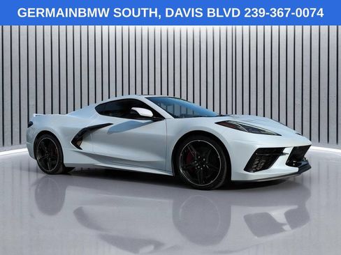 Used 2020 Chevrolet Corvette Stingray Preferred Cpe w/ 2LT Preferred Equipment Group RWD image 3