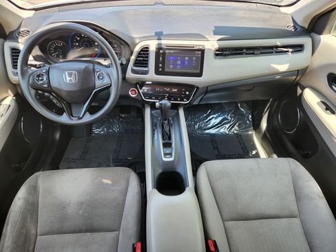 Used 2016 Honda HR-V EX image 16
