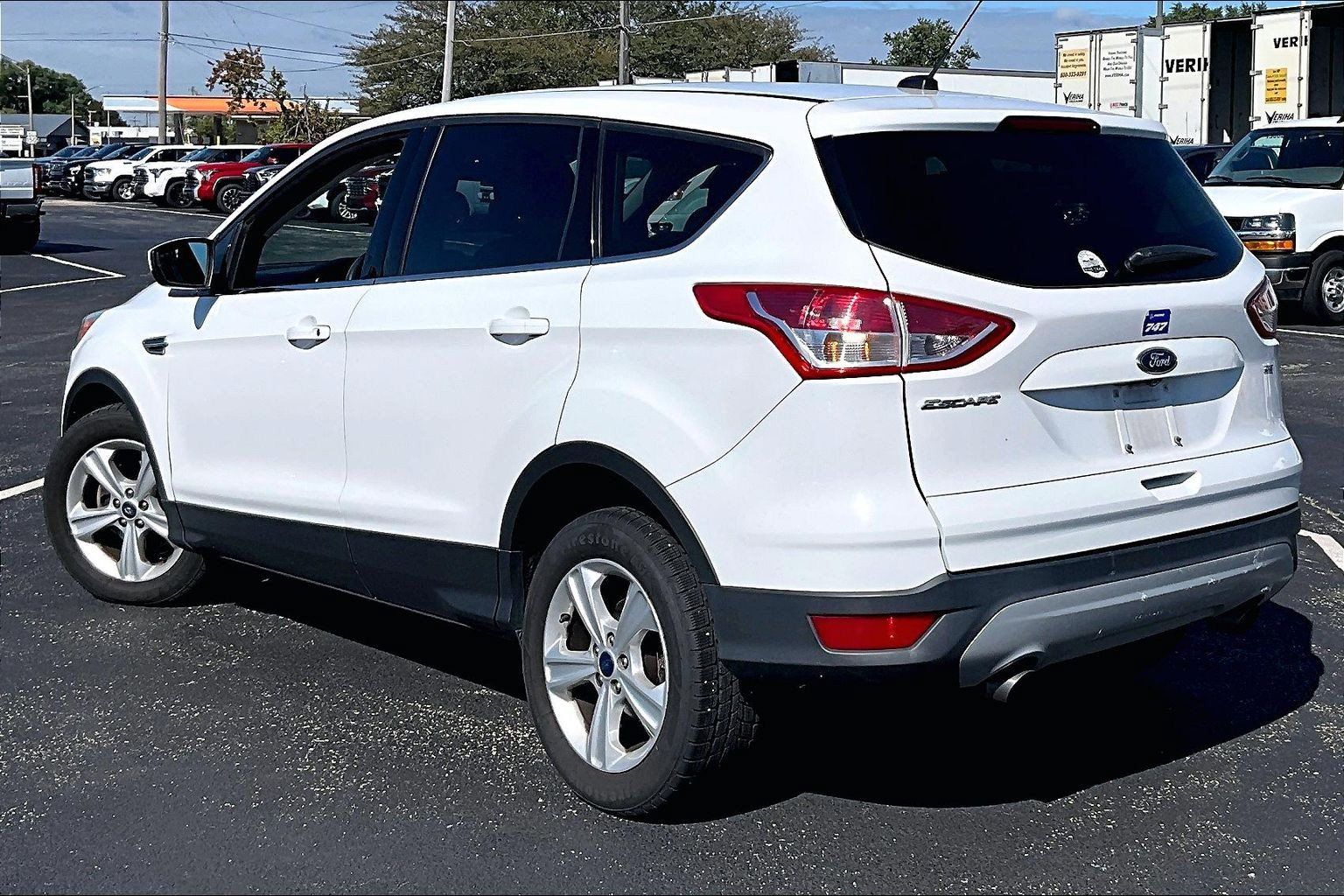 Used 2015 Ford Escape SE FWD image 6