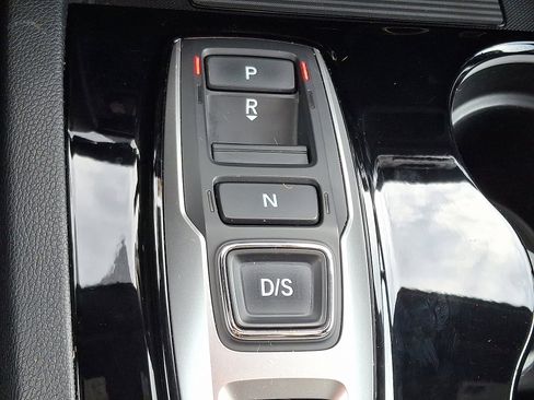 Used 2021 Honda Ridgeline Black Edition image 16