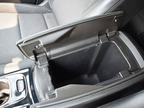 Used 2021 Buick Envision Preferred FWD image 30