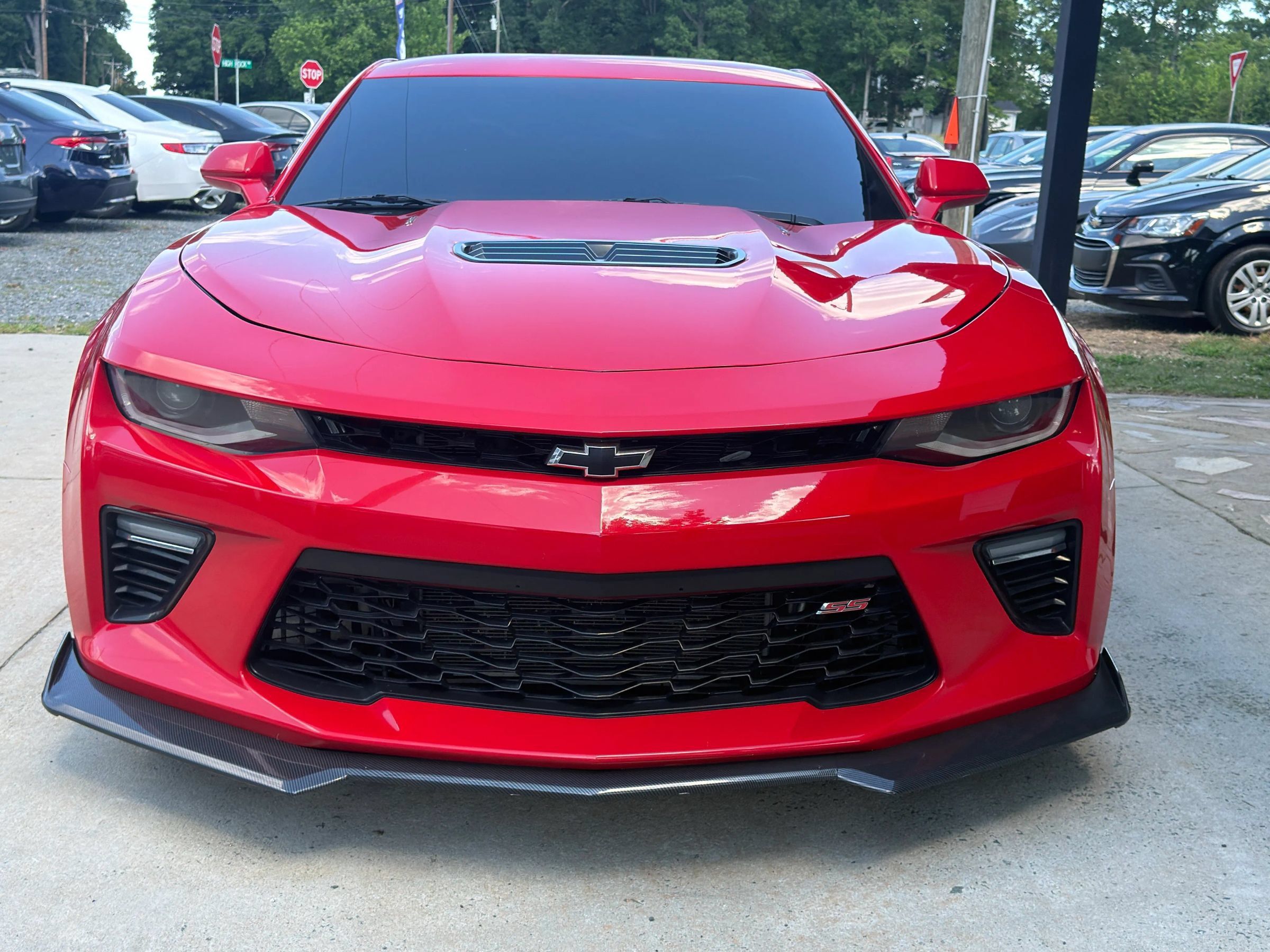 Used 2017 Chevrolet Camaro SS RWD image 2