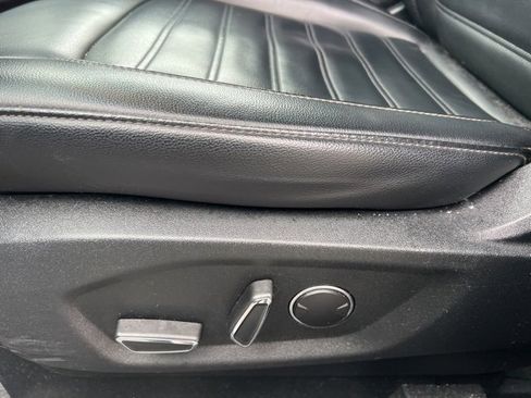 Used 2019 Ford Edge SEL w/ Equipment Group 201A image 20