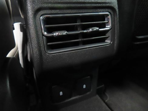 Used 2025 Lincoln Corsair Premiere w/ Jet Appearance Package image 11