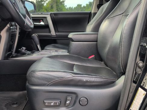 Used 2018 Toyota 4Runner Limited AWD/4WD image 11