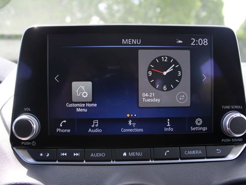 Used 2025 Nissan Sentra SV w/ Trunk Package FWD image 23