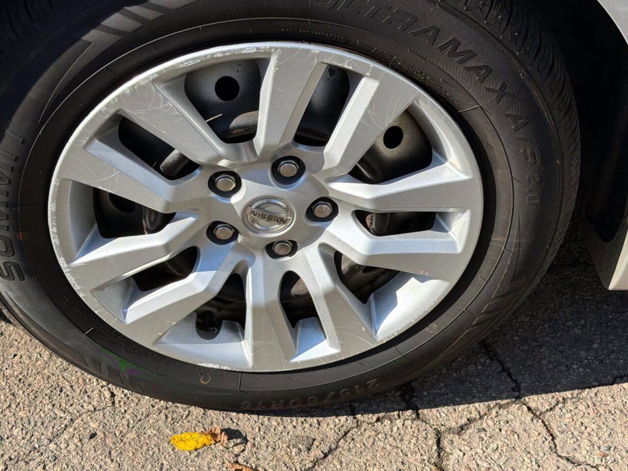 Used 2012 Nissan Altima 2.5 S FWD image 8