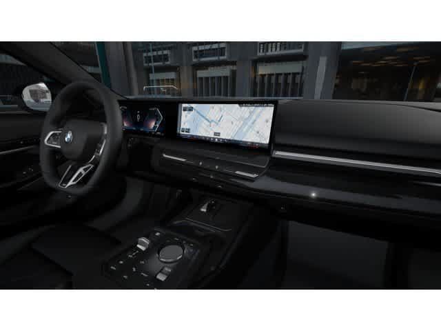 Used 2026 BMW 530i w/ M Sport Package RWD image 14