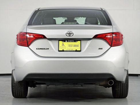 Used 2018 Toyota Corolla SE image 10