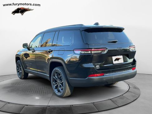 New 2025 Jeep Grand Cherokee L Limited w/ Trailer Tow Package image 5