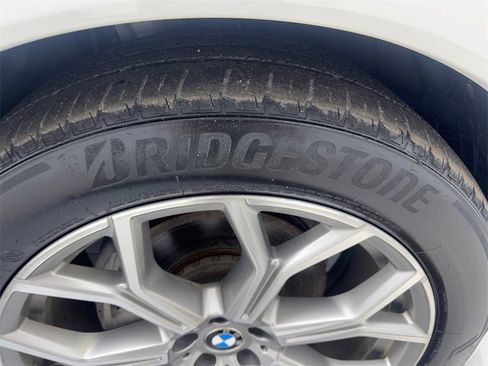 Used 2019 BMW X7 xDrive40i w/ Cold Weather Package image 97