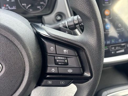 Used 2024 Subaru Crosstrek 2.0i Premium image 10