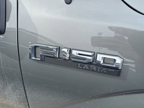 Used 2019 Ford F150 Lariat w/ Equipment Group 502A Luxury image 4