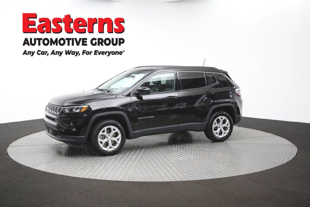 Used 2024 Jeep Compass Latitude AWD/4WD image 59