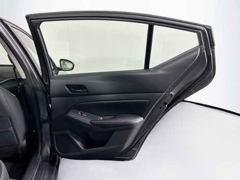 Used 2025 Nissan Altima 2.5 SV image 27