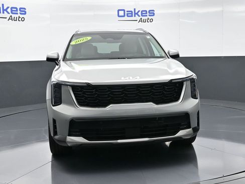 New 2025 Kia Sorento EX w/ Panoramic Sunroof Package AWD/4WD image 3