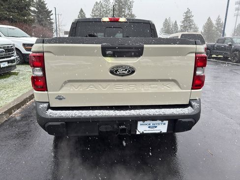 New 2025 Ford Maverick Lariat w/ Black Appearance Package image 5