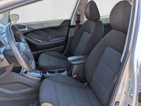 Used 2018 Kia Forte LX w/ LX Rear Camera Package FWD image 14