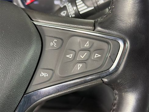 Used 2021 Chevrolet Equinox LT image 26