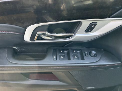 Used 2014 GMC Terrain Denali w/ Cargo Package image 28