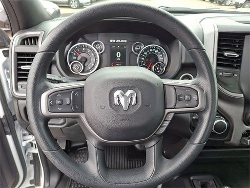 Used 2024 RAM 2500 Tradesman w/ Chrome Appearance Group image 14