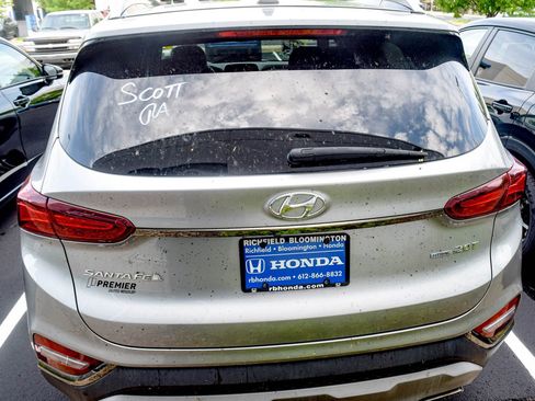 Used 2020 Hyundai Santa Fe Limited AWD/4WD image 17