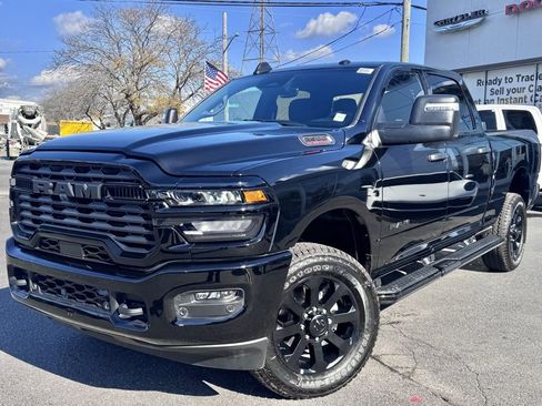 New 2025 RAM 2500 Big Horn image 3