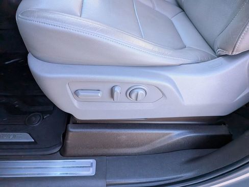 Used 2020 GMC Sierra 1500 SLT w/ SLT Premium Plus Package image 14