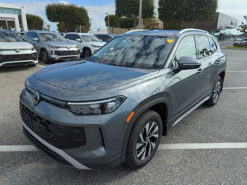 New 2026 Volkswagen Tiguan S image 10