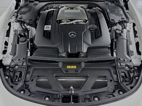 New 2026 Mercedes-Benz Maybach SL 680 image 12