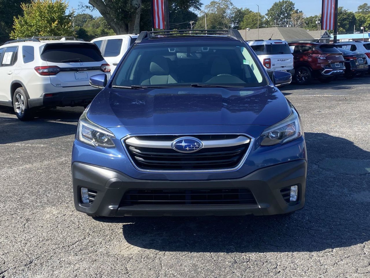 Used 2021 Subaru Outback Premium AWD/4WD image 2
