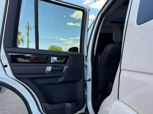 Used 2016 Land Rover LR4 HSE AWD/4WD image 35