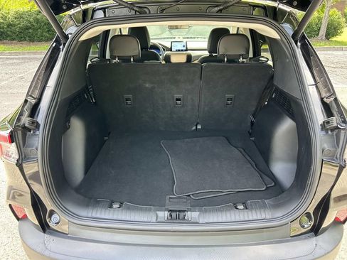 Used 2021 Ford Escape SEL w/ Technology Package FWD image 14