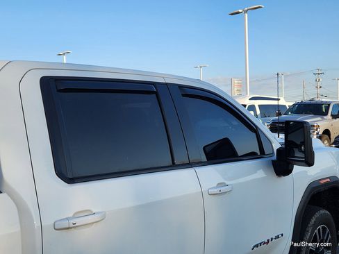 Used 2020 GMC Sierra 2500 AT4 w/ AT4 Premium Package AWD/4WD image 3