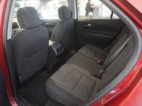 Used 2018 Chevrolet Equinox LT w/ Sun & Infotainment Package AWD/4WD image 16