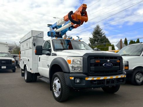 Used 2015 Ford F550 4x4 Regular Cab Super Duty image 2