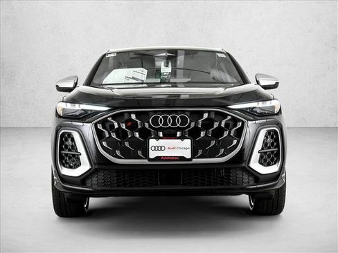 New 2025 Audi SQ5 Premium image 2