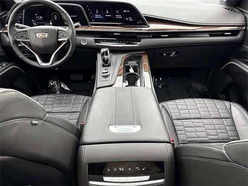 Used 2021 Cadillac Escalade ESV Premium Luxury Platinum image 19