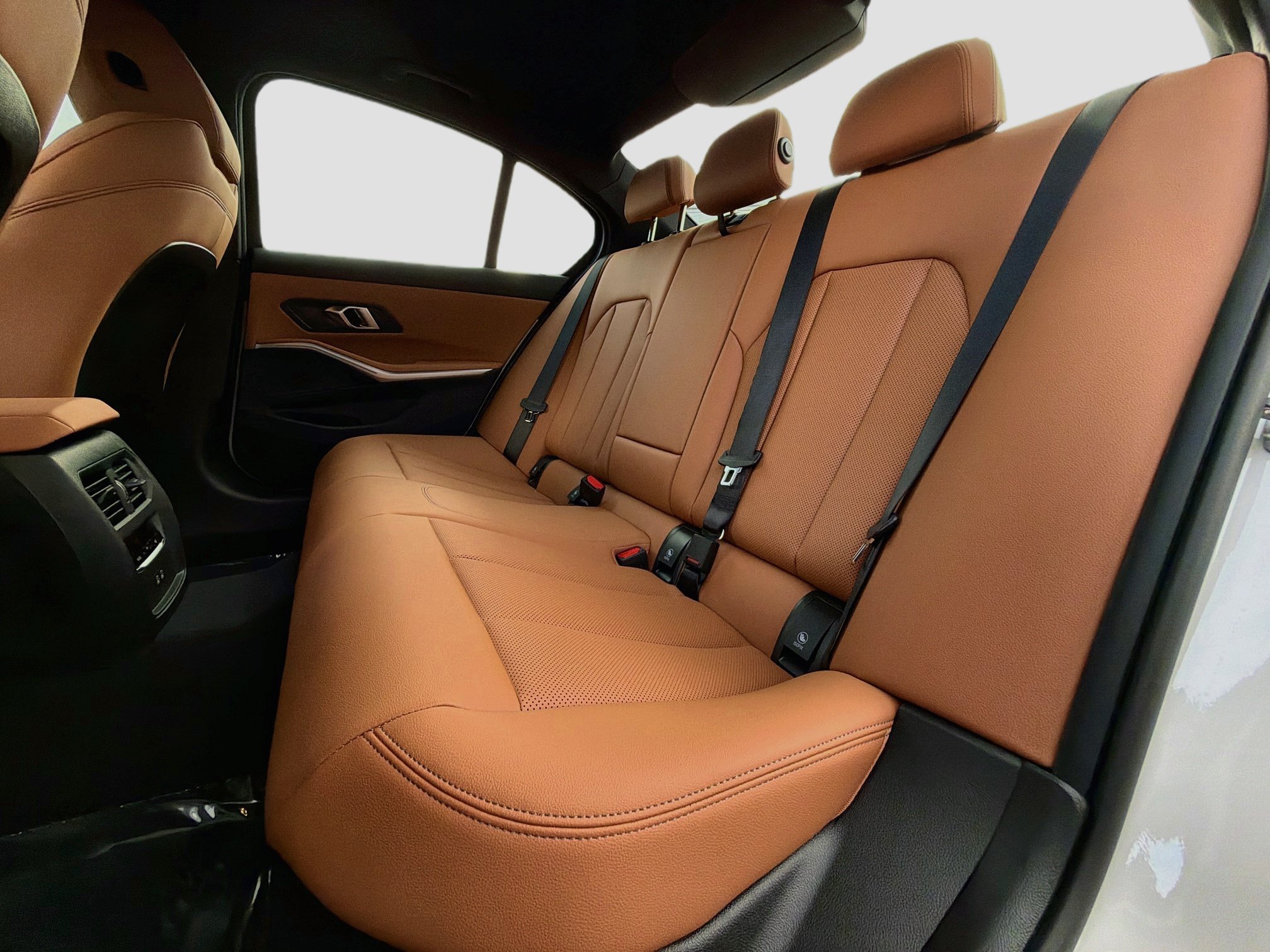 New 2026 BMW 330i Sedan RWD image 21